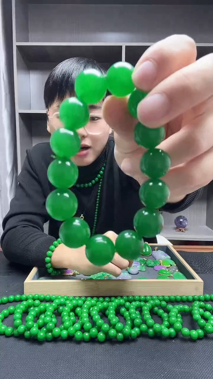 未镶嵌手链翡翠手链