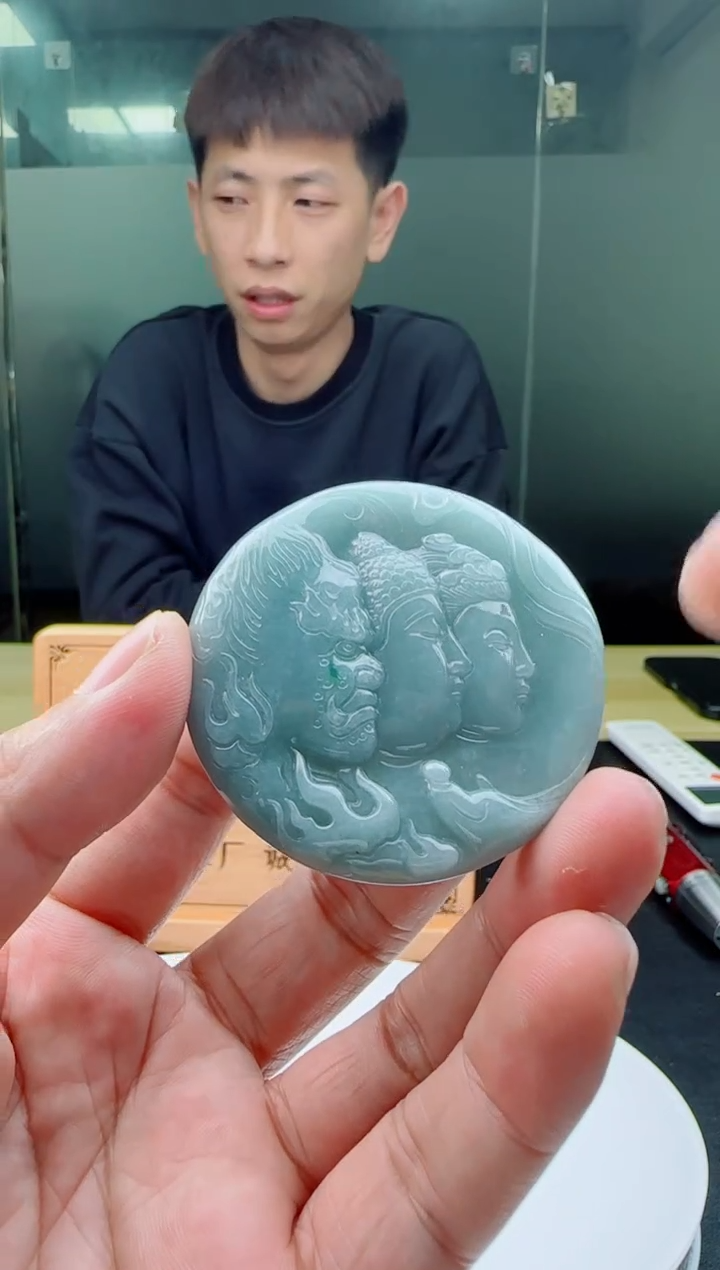 【闪购商品】翡翠颈饰未镶嵌一念