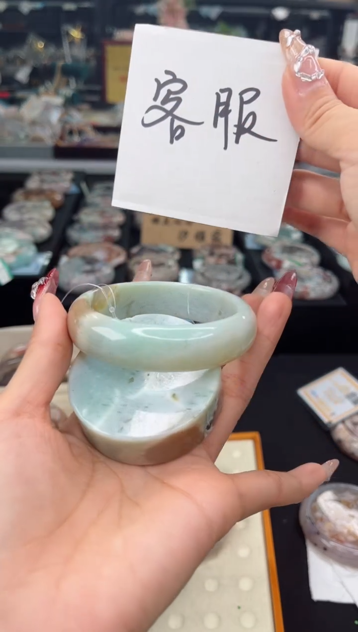 【闪购商品】石英质玉手镯未镶嵌58圈口（赠品镯心）602