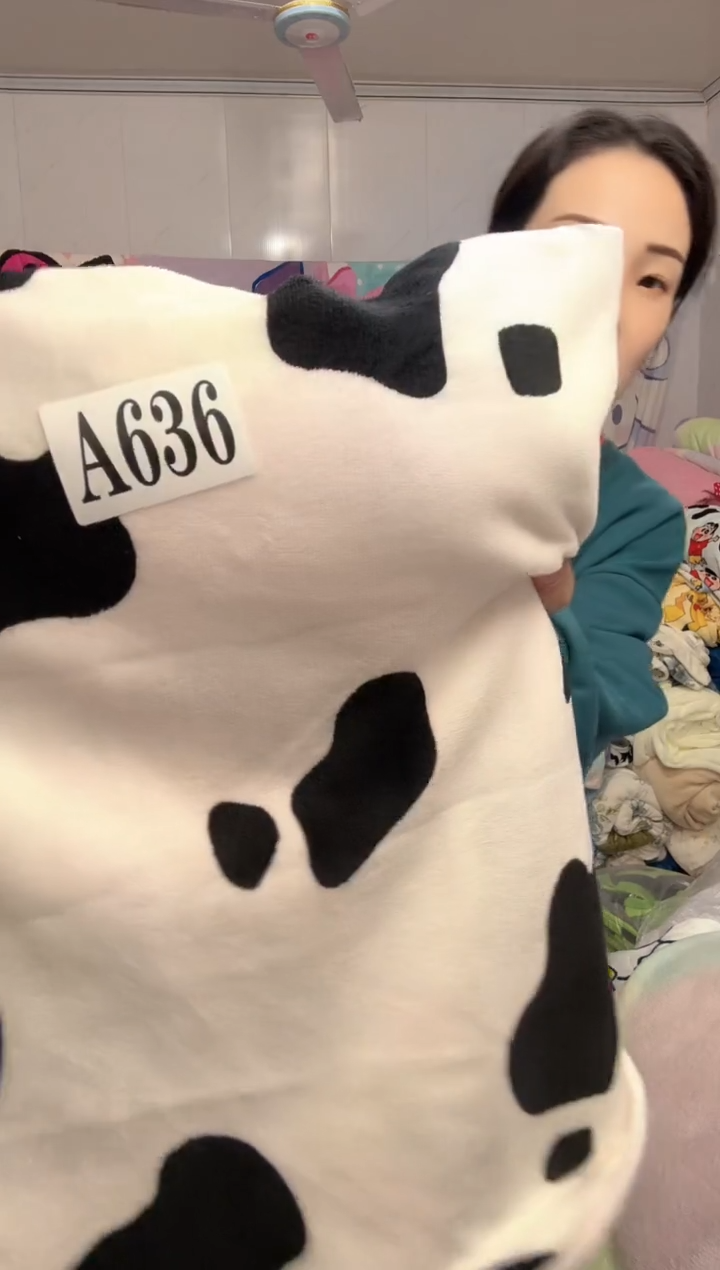 牛奶绒636瑕疵床单一米六