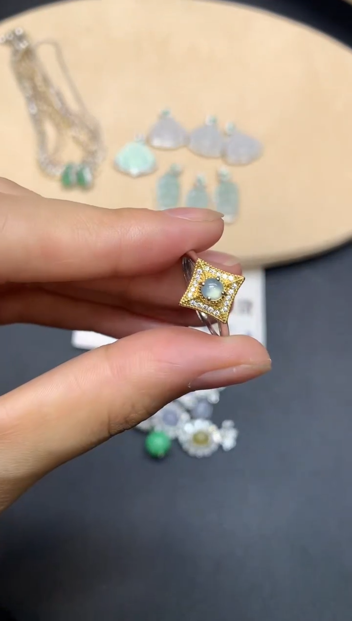 【闪购商品】翡翠戒指银S925镶嵌蛋面【多样性发其一】