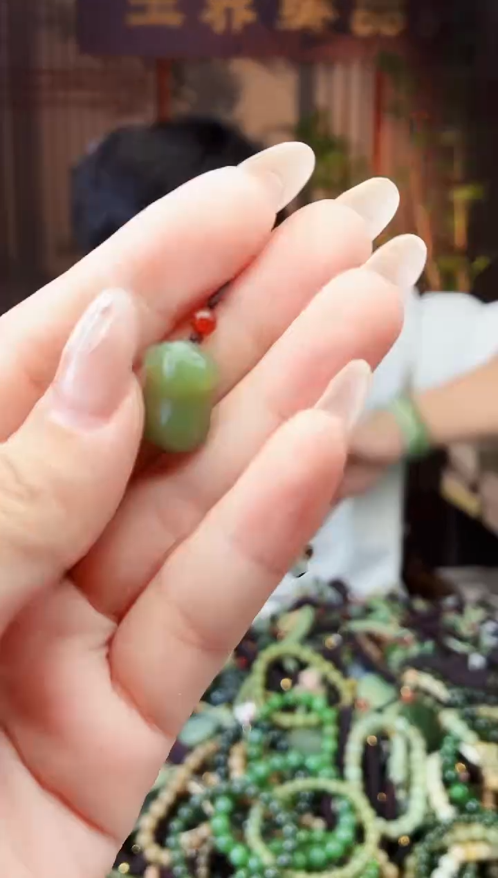 颈饰未镶嵌和田玉多样性发货拍一发一