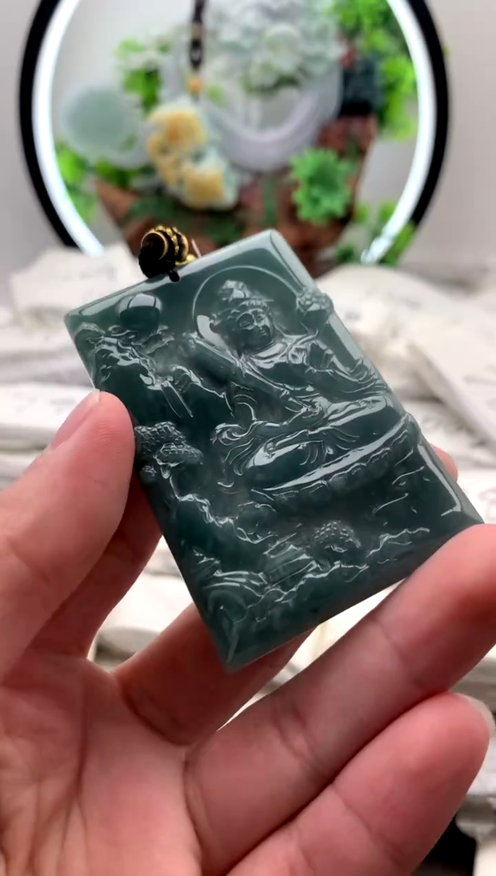 【闪购商品】翡翠颈饰未镶嵌虚空藏