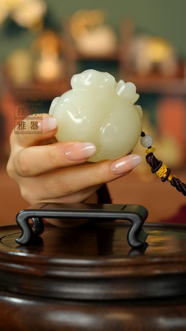 玉《马上有钱》摆件