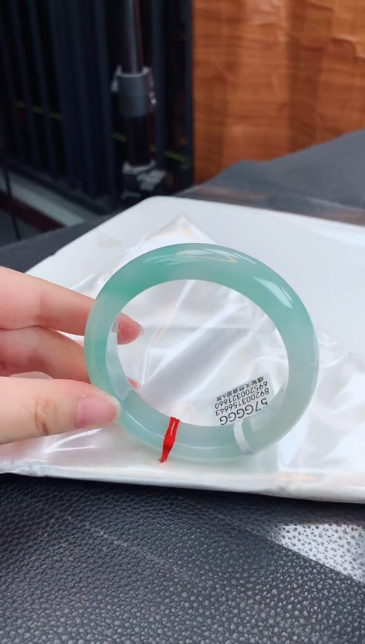 【闪购商品】翡翠手镯未镶嵌缅甸天然翡翠A货手镯