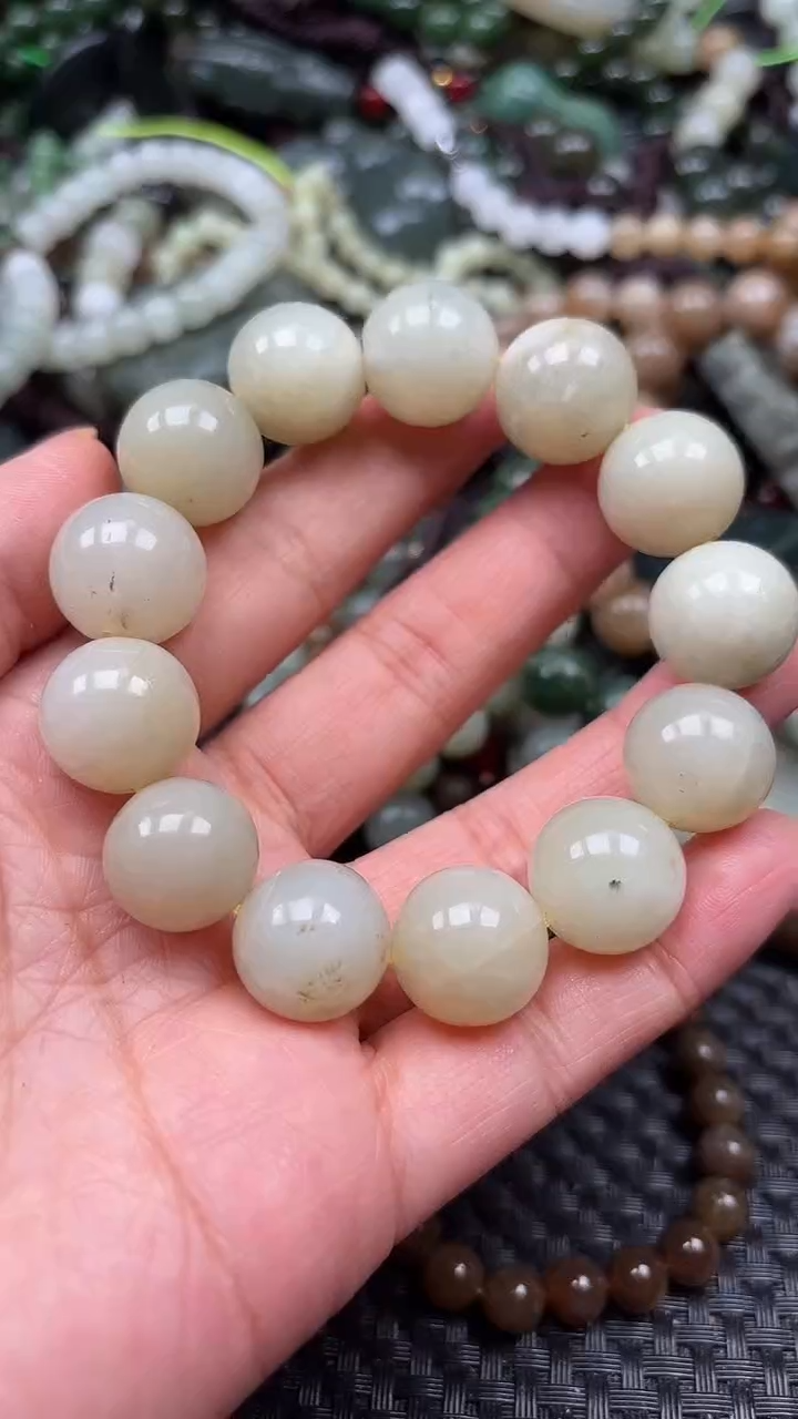 【闪购商品】和田玉颈饰未镶嵌1