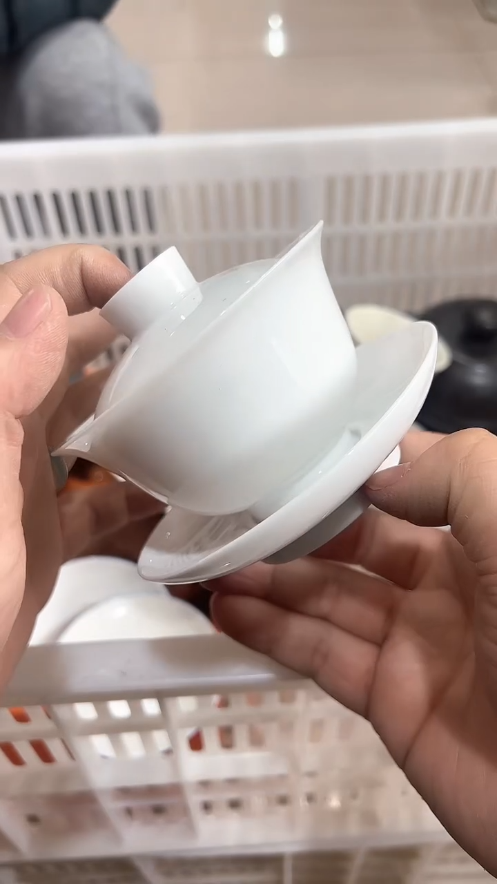 【闪购商品】杯无运费险略有微瑕介意勿拍没有颜色