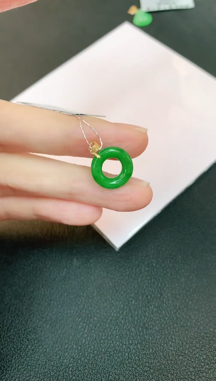 【闪购商品】翡翠颈饰18K金镶嵌赠礼盒证书 小君