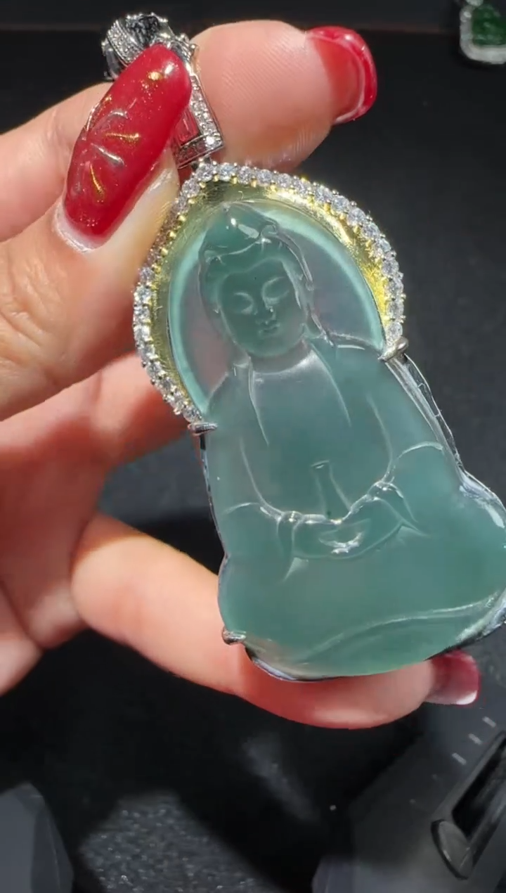 【闪购商品】翡翠吊坠(赠链)未镶嵌多样性发货拍一发一