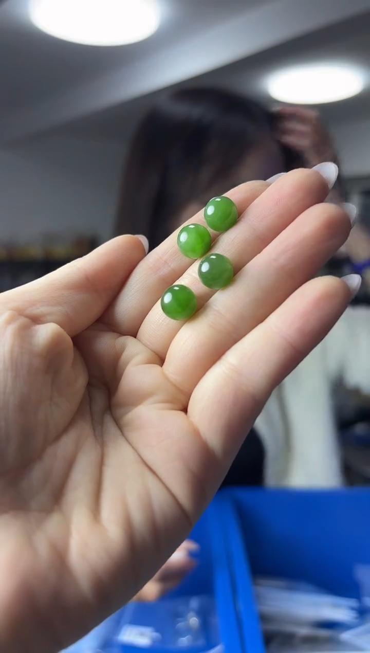 18K金镶嵌和田玉耳饰（多样性发一件）