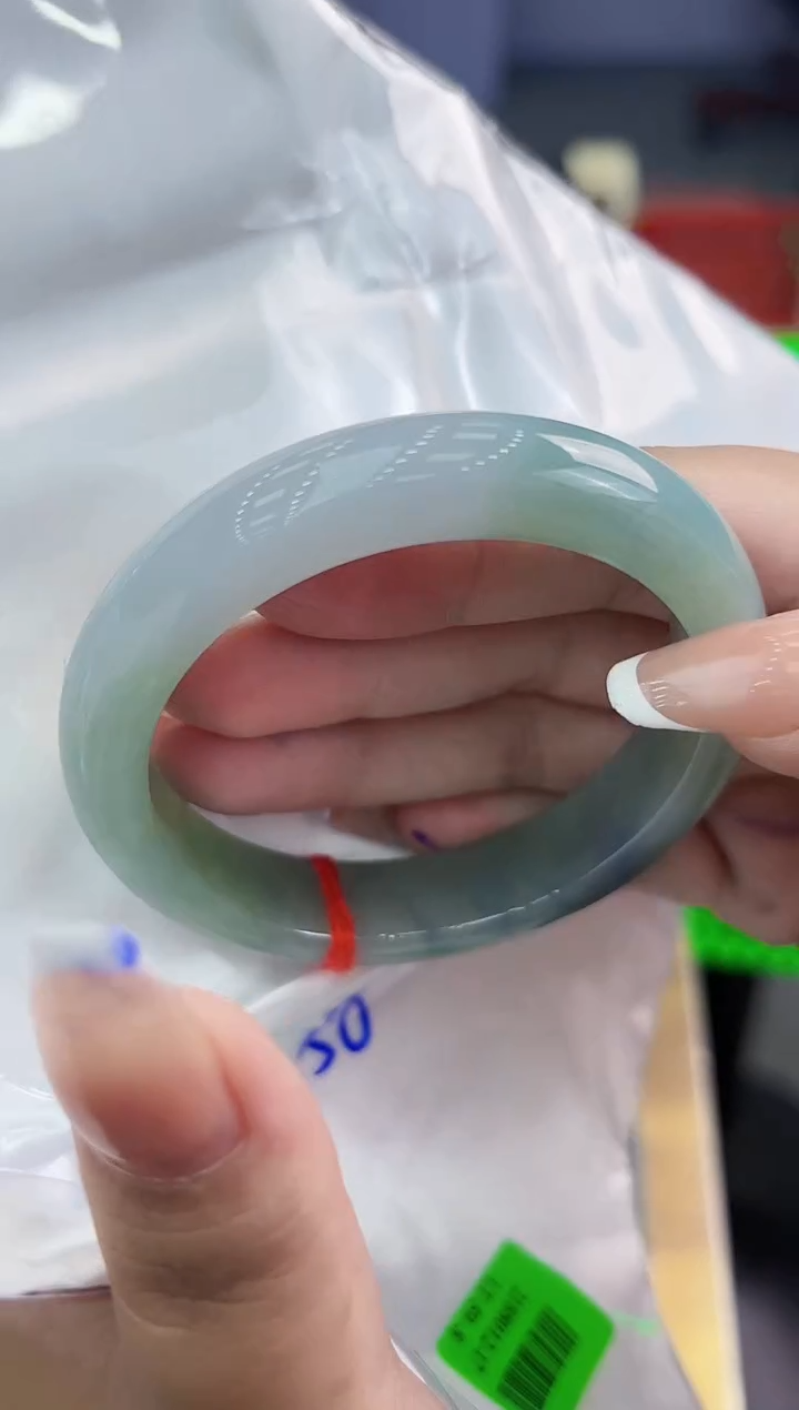 【闪购商品】翡翠手镯未镶嵌翡翠手镯