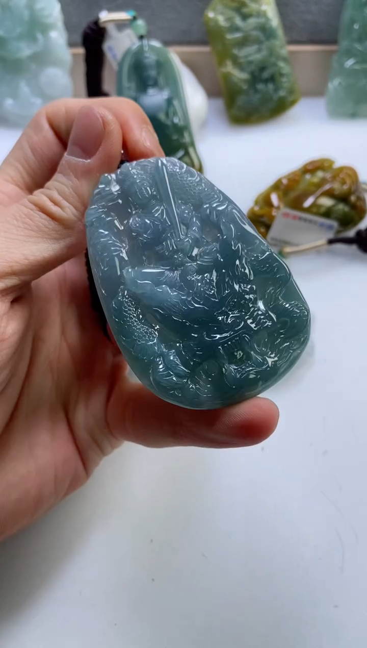 【闪购商品】翡翠挂件未镶嵌            