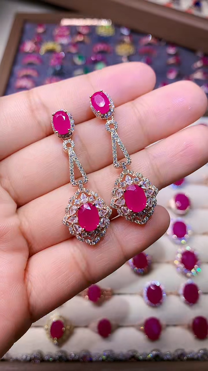 【闪购商品】红宝石耳饰银S925镶嵌000