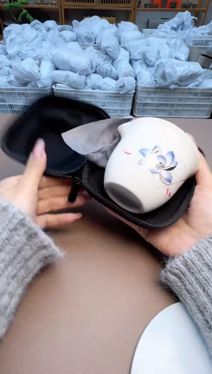 【闪购商品】摆件瓷制品S1111111111111