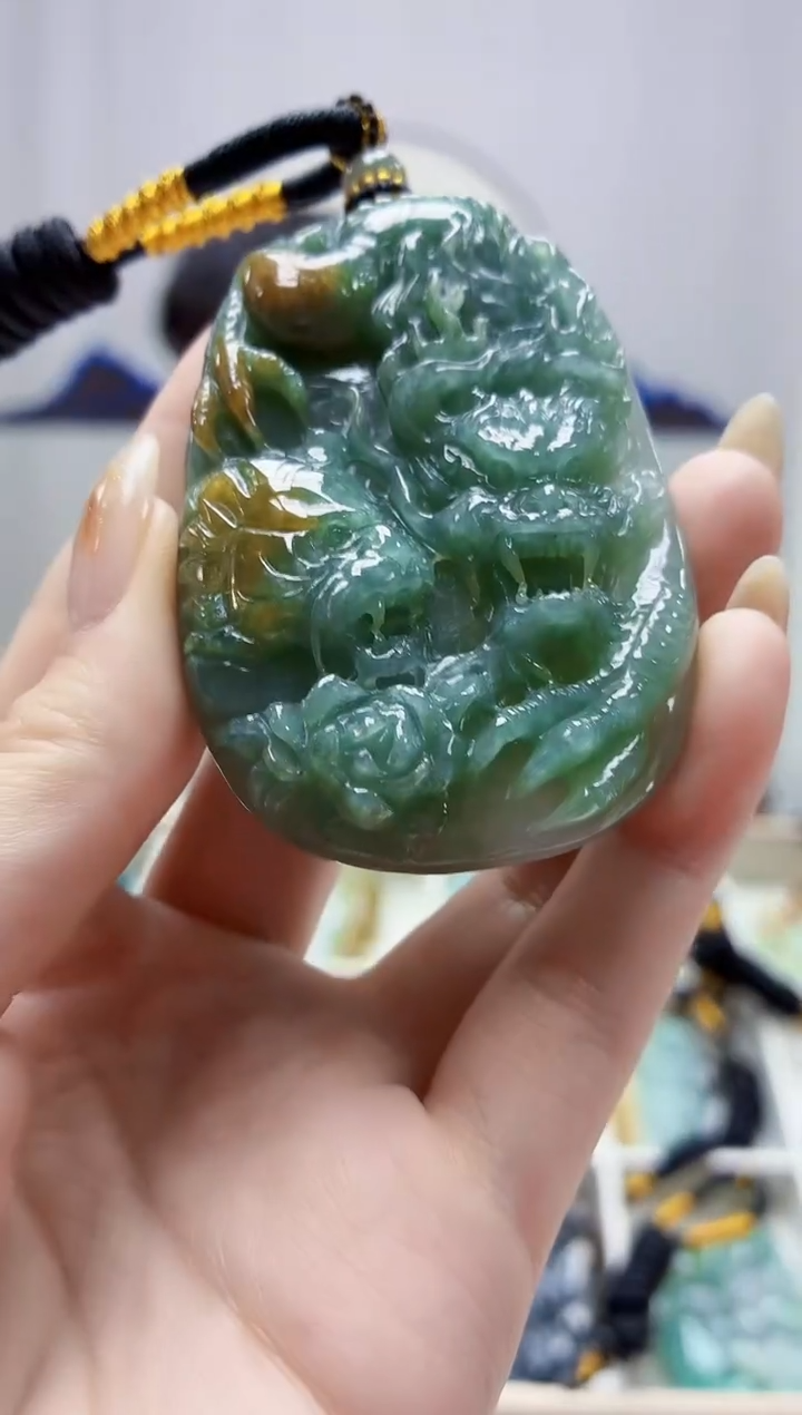 未镶嵌定制翡翠5060jw-毛货挂件109