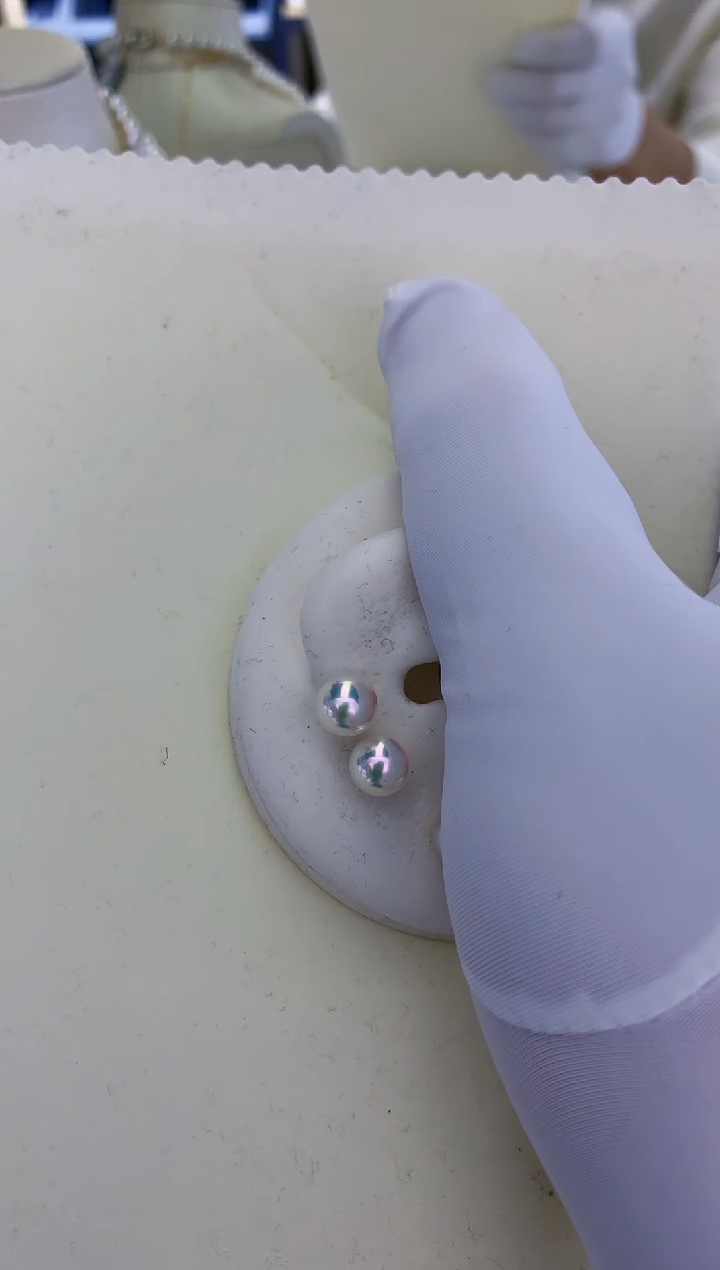 18K金镶嵌饰品海水珍珠7-7.5素钉定制