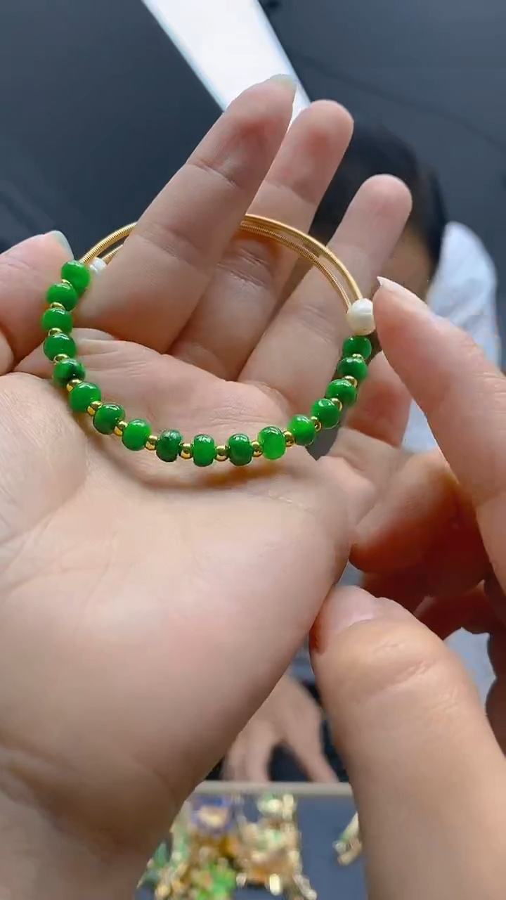 【闪购商品】翡翠耳饰合金0137翡翠手镯