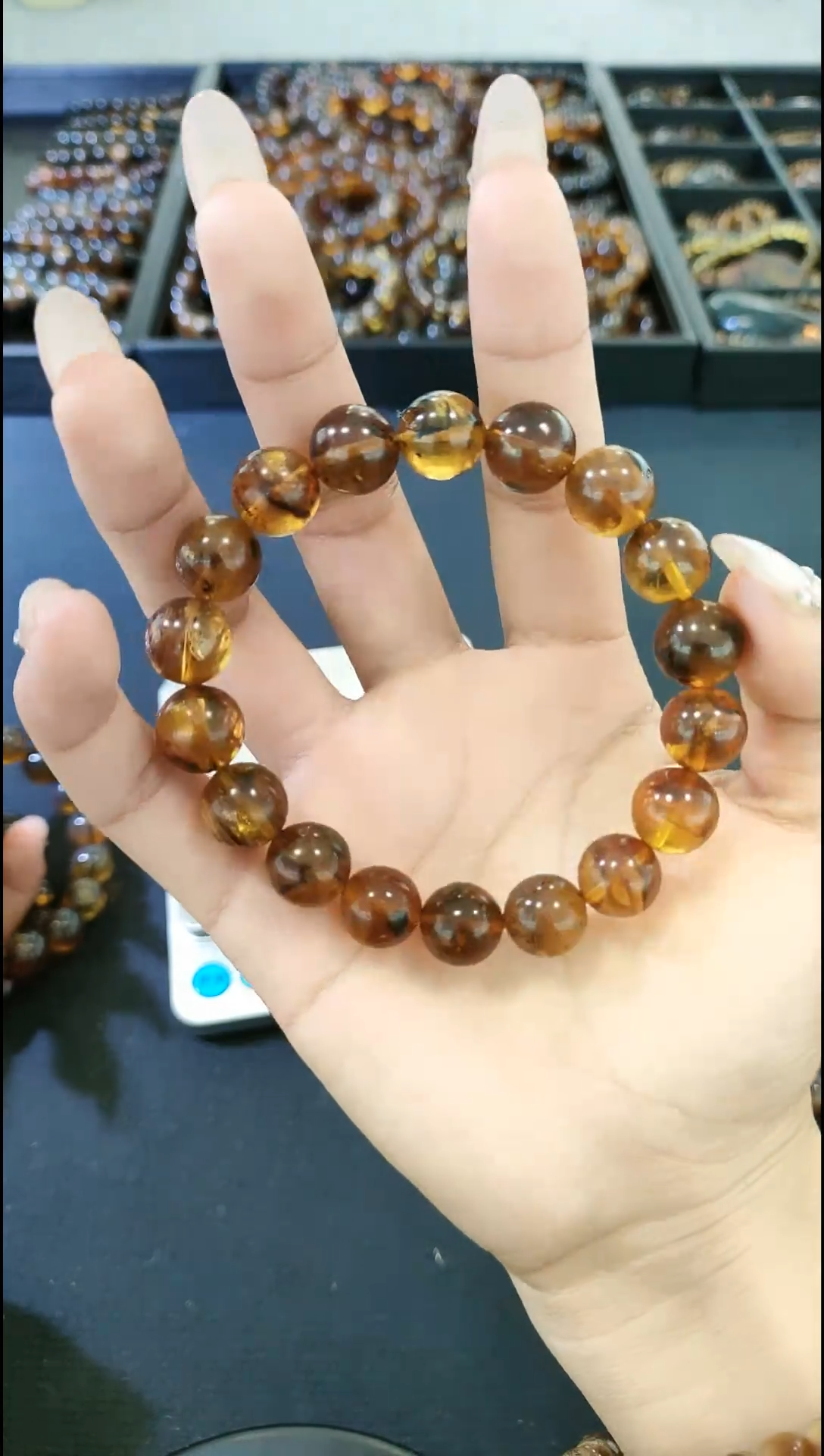 【闪购商品】琥珀手链未镶嵌#16#11mm缅甸琥珀灵草珀手串