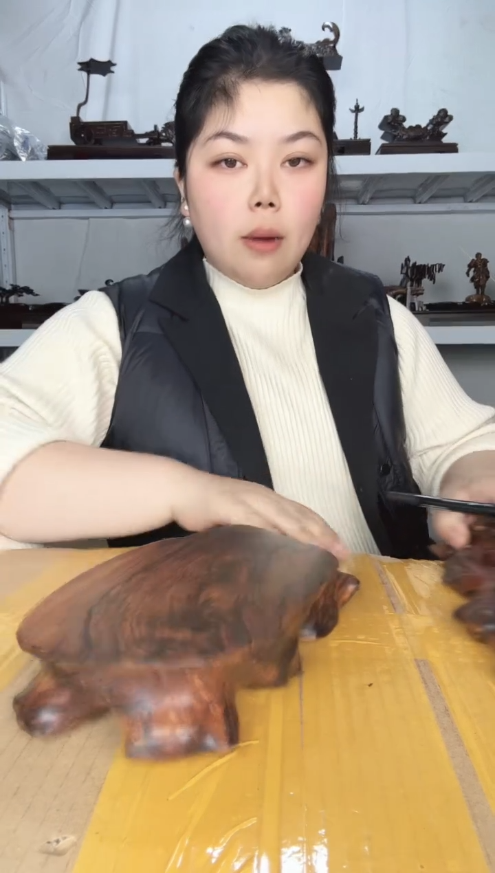 大果紫檀（缅甸花梨）世*70