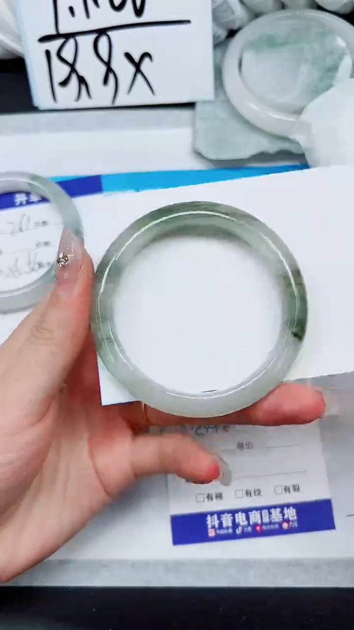 【闪购商品】石英质玉手镯未镶嵌A262-53`54`55`