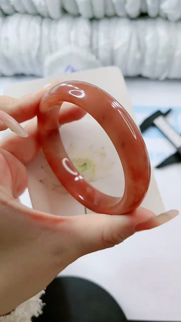 【闪购商品】石英质玉手镯未镶嵌多样性发货V571