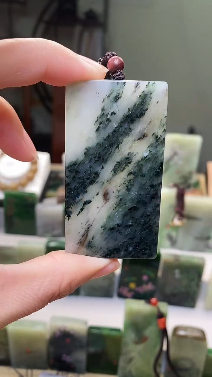 【闪购商品】独山玉颈饰未镶嵌194