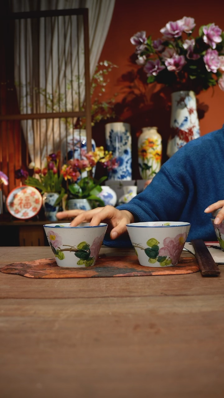 当代高温釉下彩手绘陶瓷餐具