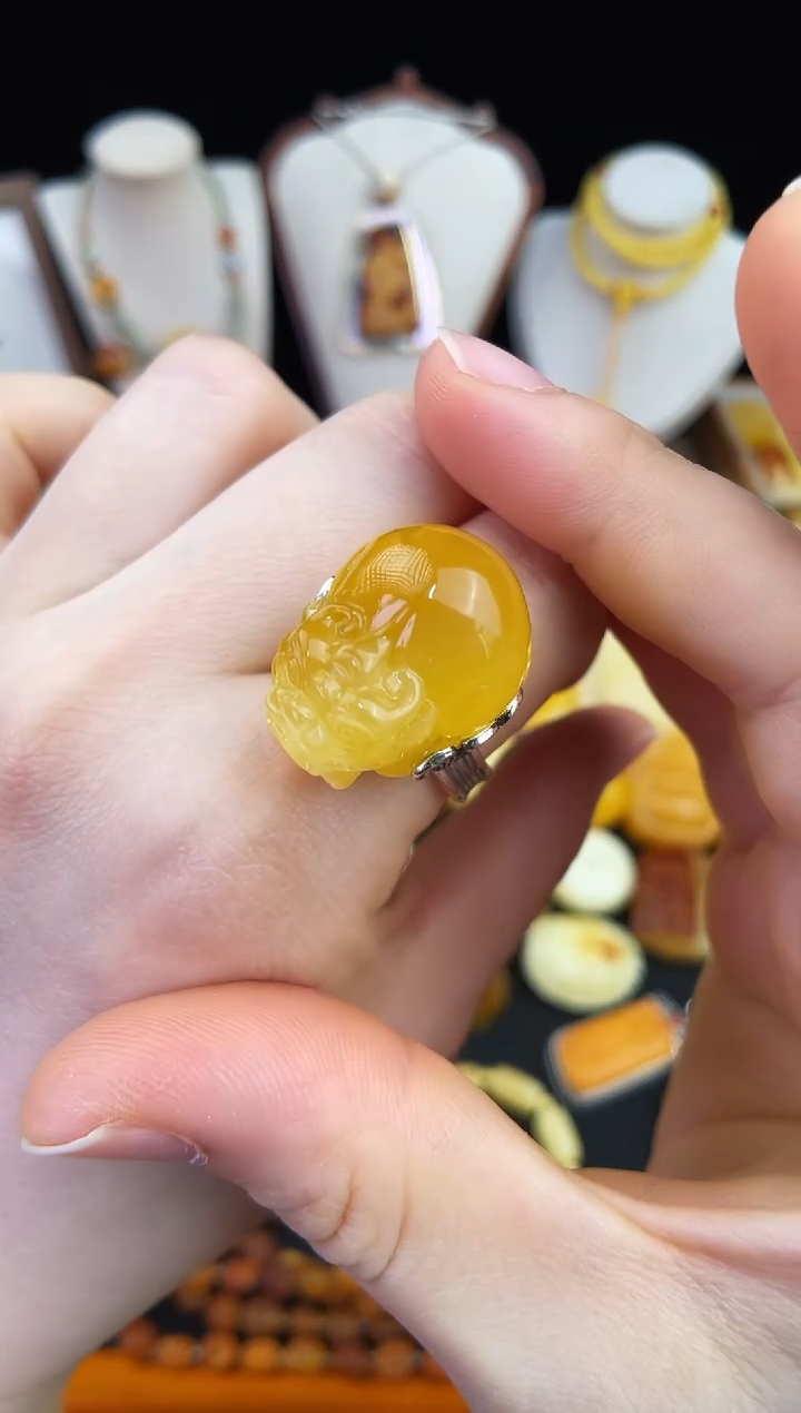 琥珀未镶嵌珠宝奇石柒月