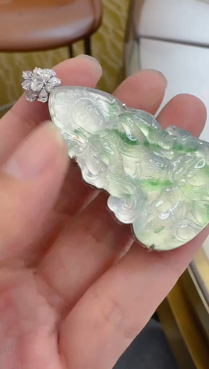 翡翠18K金镶嵌吊坠(不含链)多样性团购发一件