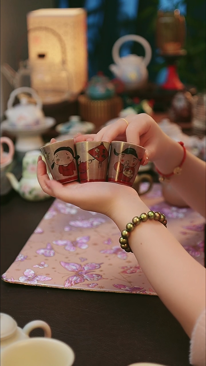青云茶斋陶瓷茶具小财神3杯