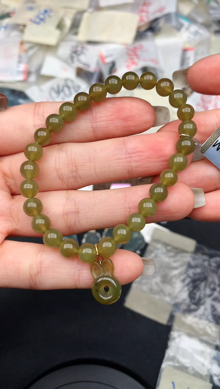 未镶嵌挂件翡翠—