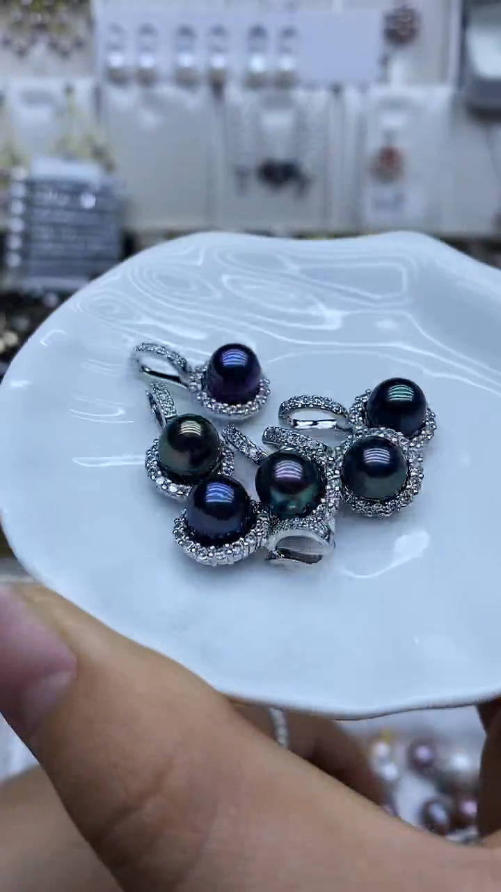 吊坠(不含链)未镶嵌淡水珍珠吊坠多样性发其一