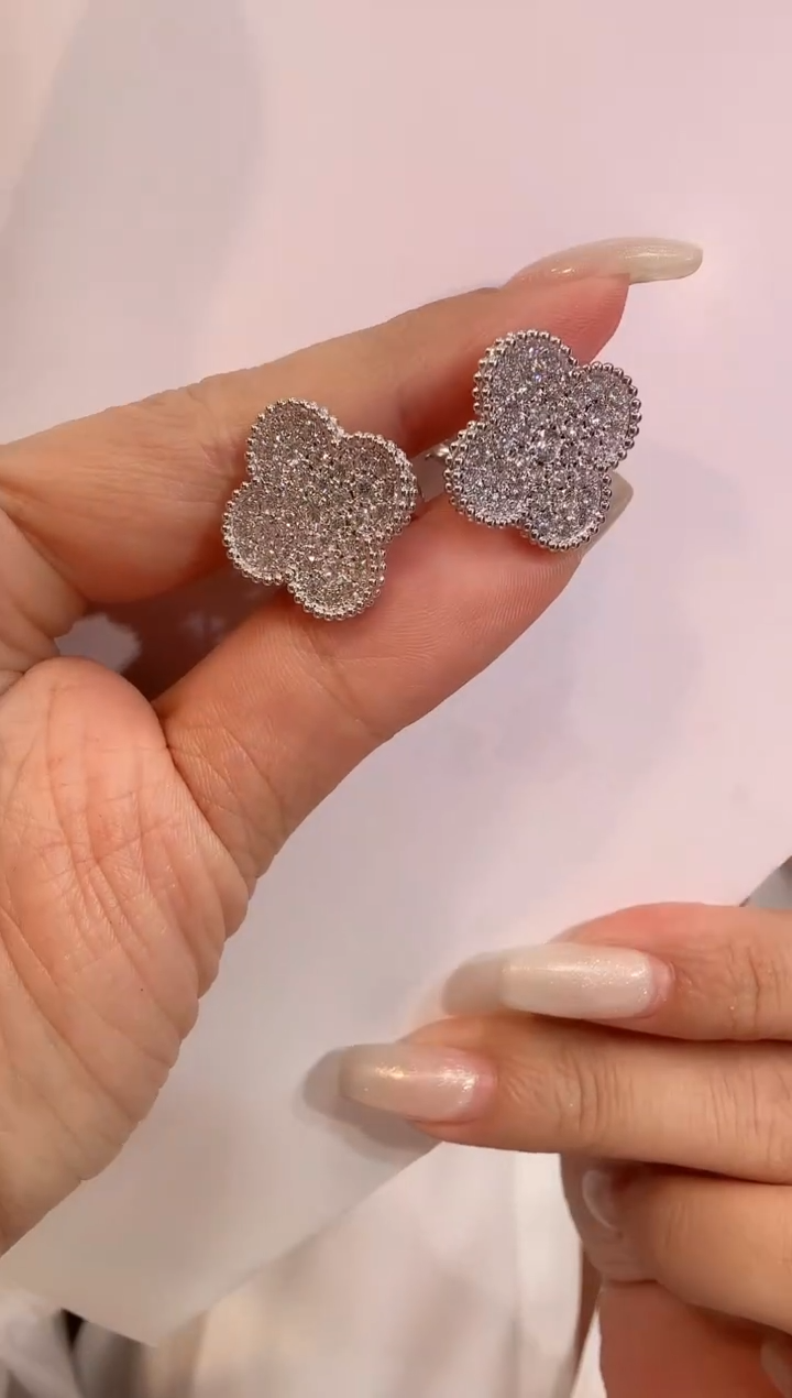 【闪购商品】钻石耳扣18K金镶嵌20mm大号四叶草耳扣