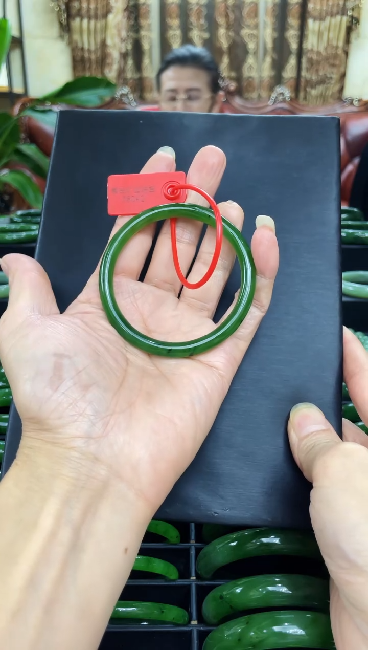 未镶嵌手镯和田玉（碧玉）汐042