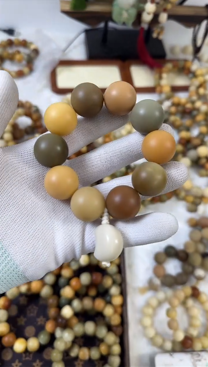 【闪购商品】白玉菩提手串22月亮手捻