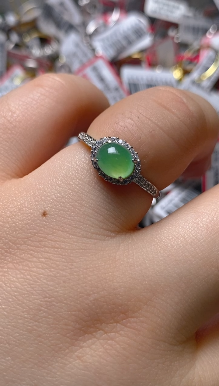 银S925镶嵌戒指翡翠百内无证书