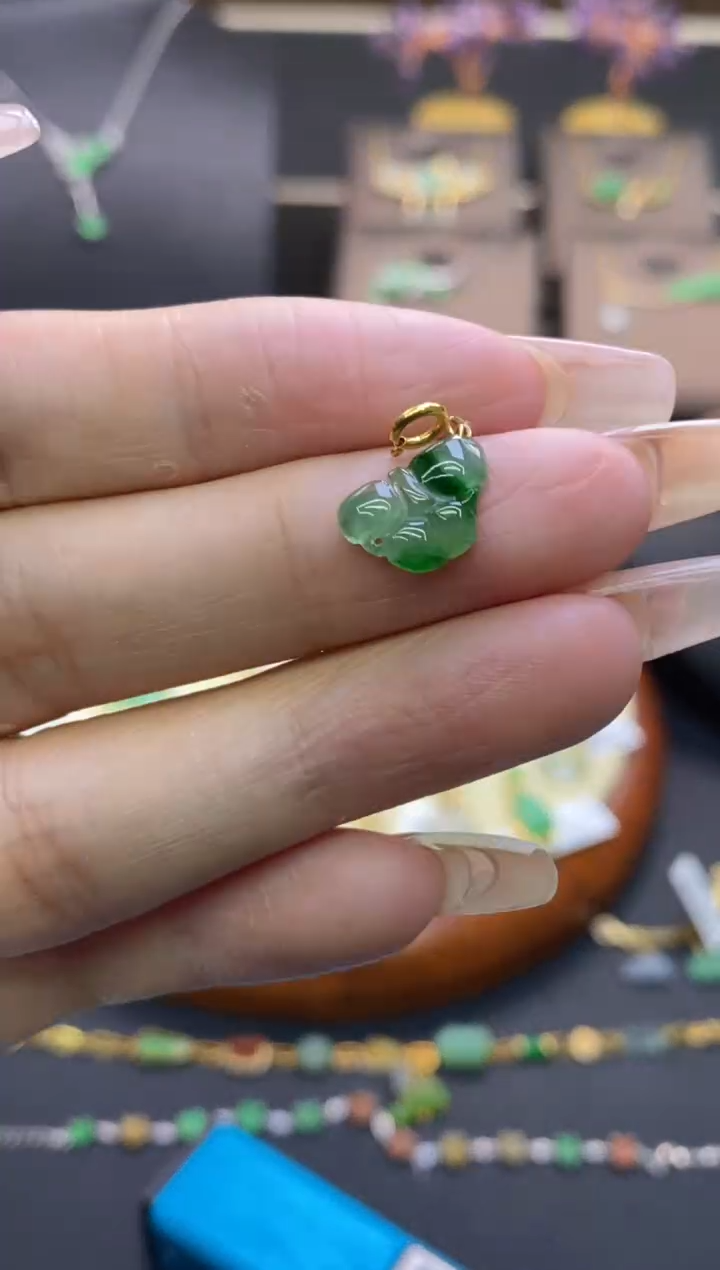 【闪购商品】翡翠颈饰18K金镶嵌净货12359