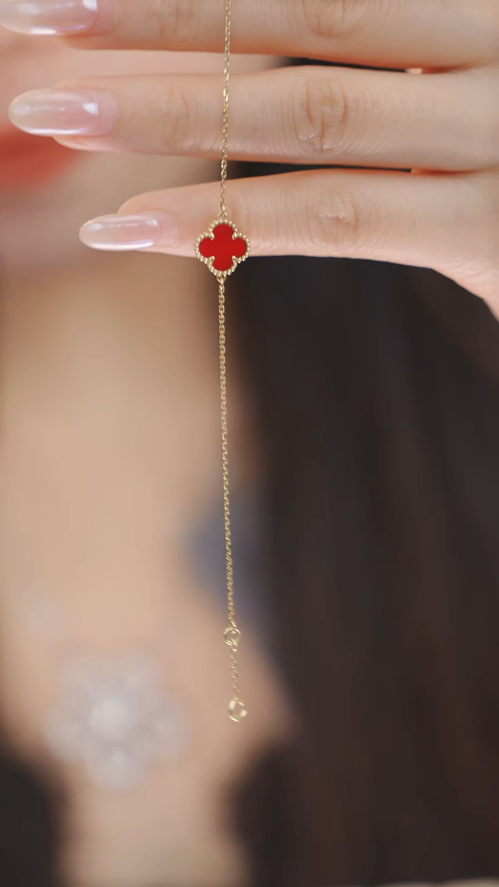 18K金镶嵌手链玛瑙/玉髓单花手链