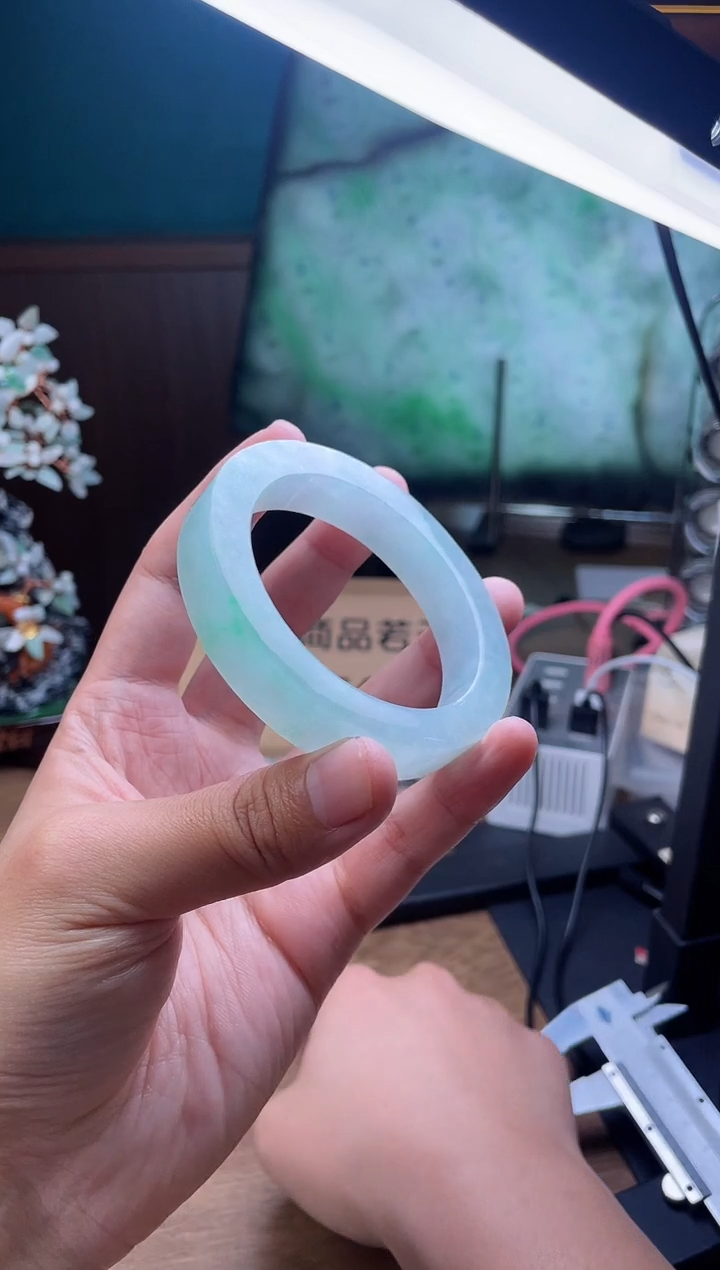 【闪购商品】定制翡翠手镯未镶嵌定制