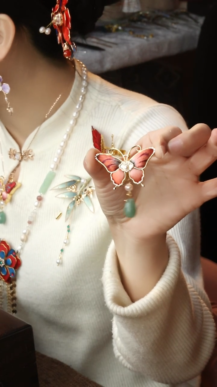 【闪购商品】刺绣非遗苏绣姚老师饰品