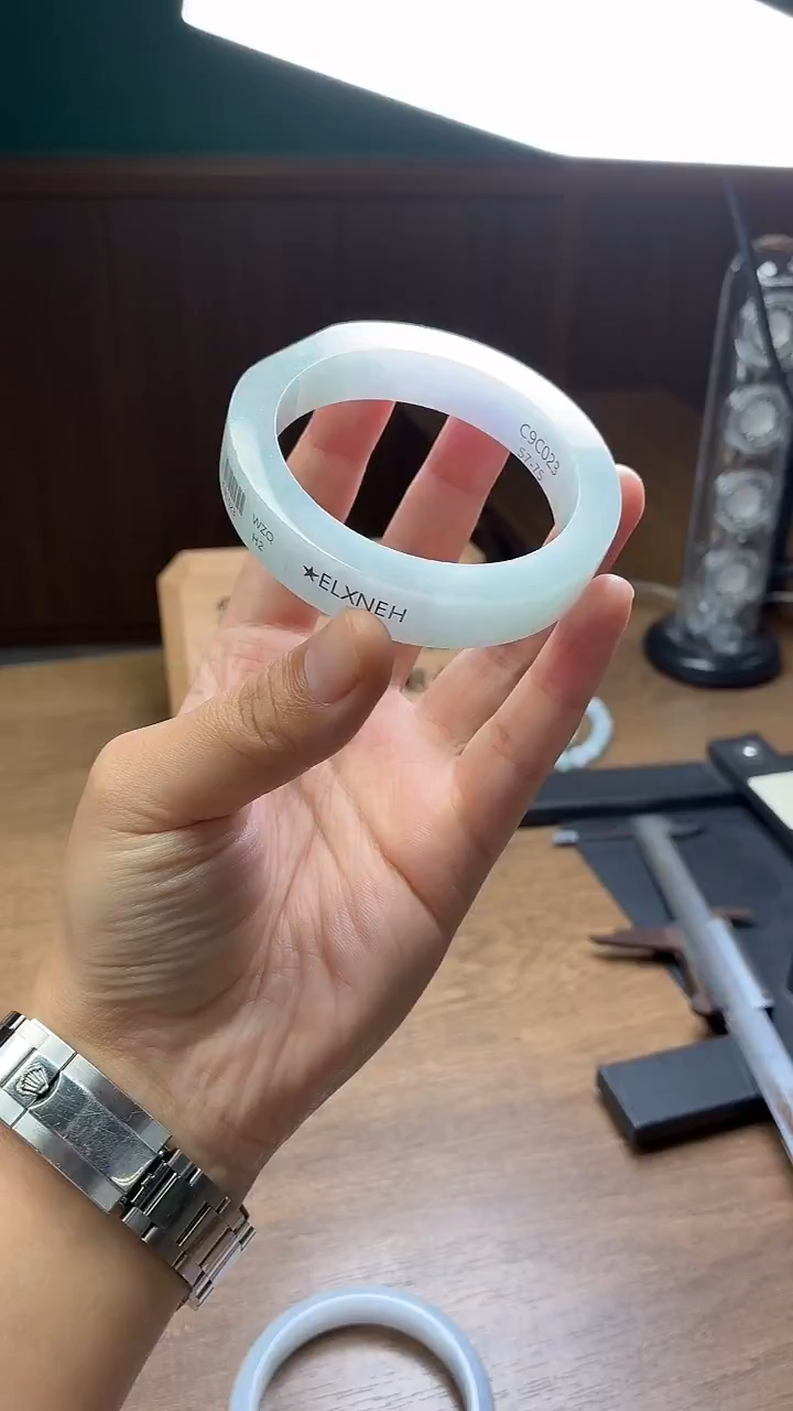 未镶嵌手镯定制翡翠0*1定制