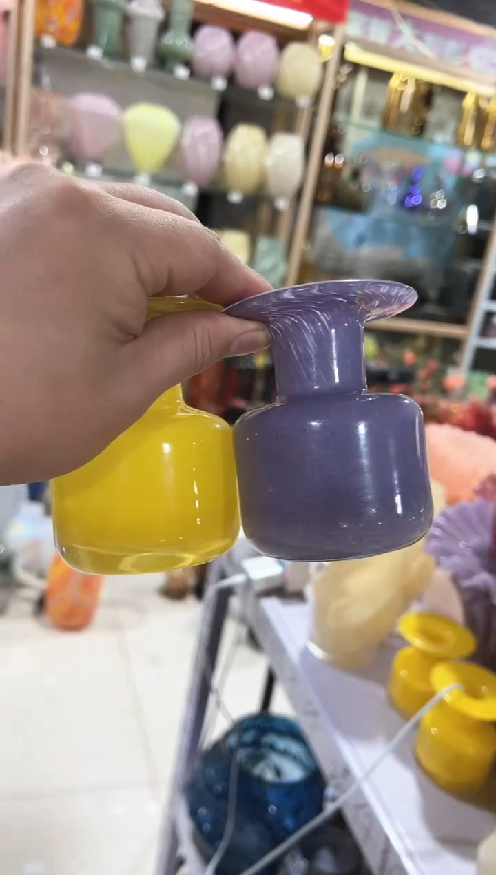 【闪购商品】无铅玻璃迷你1黄1紫花瓶