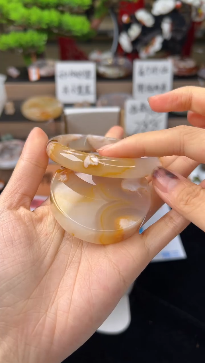 【闪购商品】石英质玉未镶嵌手镯55圈口（赠送镯心）21701