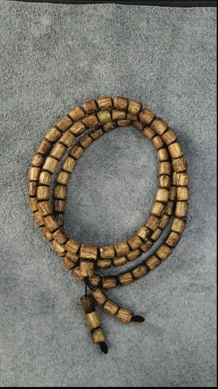 【闪购商品】沉香木手串多样性发其一，种植绿奇多圈手串