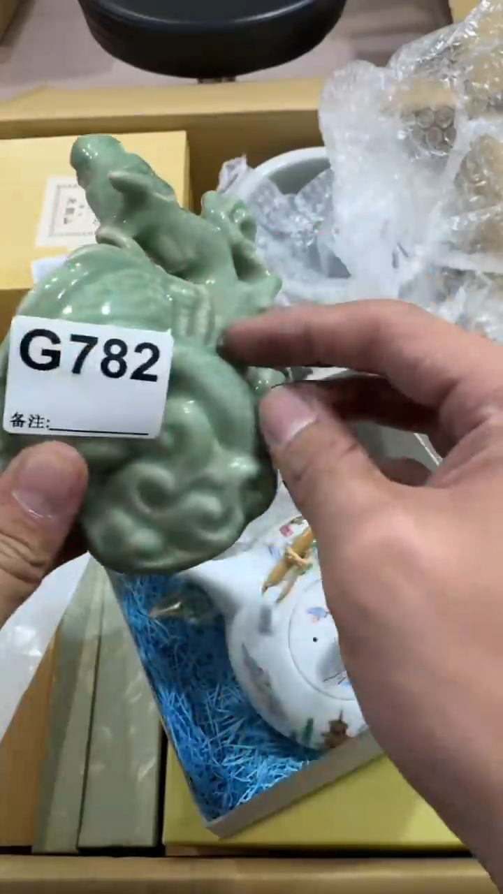 欣*782中古商品，谨慎购买