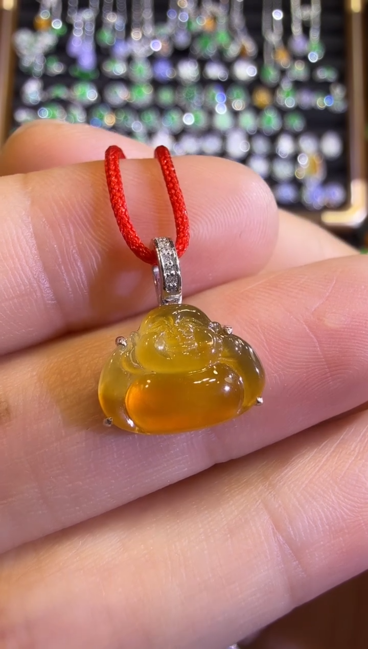 翡翠18K金镶嵌吊坠(赠链)黄翡小小佛小提溜万能扣
