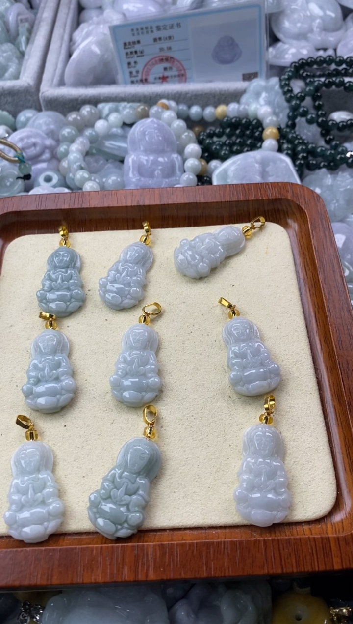 翡翠未镶嵌颈饰缅甸A货翡翠BG