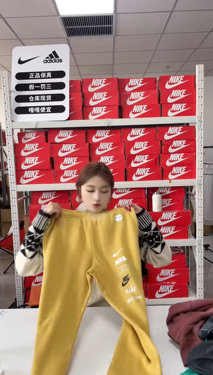 编码156闪购尺码  l Nike/耐克卫衣卫裤以直播间过款为主