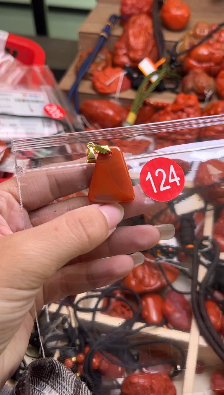 【闪购商品】南红玛瑙珠宝奇石未镶嵌124