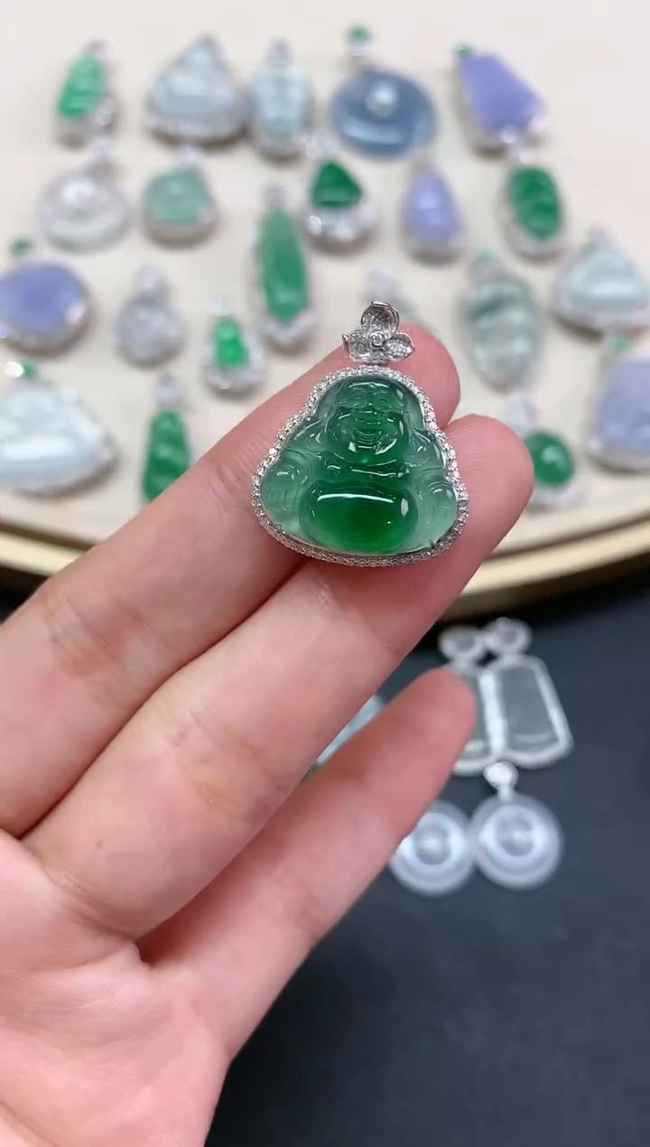 【闪购商品】翡翠吊坠(不含链)18K金镶嵌Q38|5980